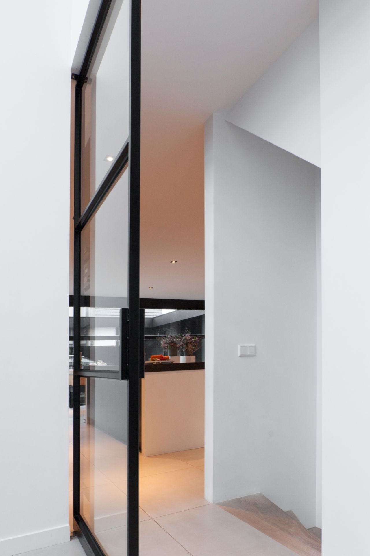 Luxe zwarte moderne keuken